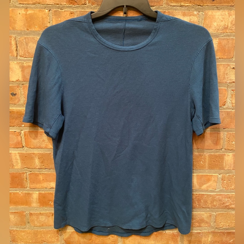Lululemon shift stitch tee